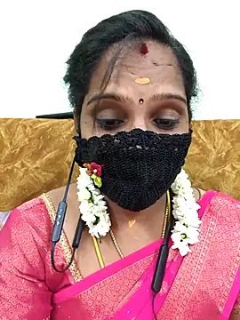 Tamil Pallavi online show from April 16, 2026, 6:52 pm