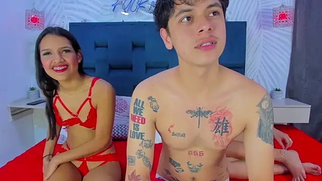 ROOM STARHOT online show from December 5, 2025, 6:15 pm