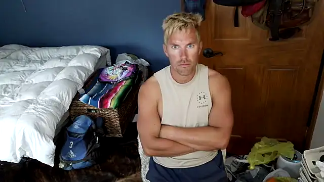 Snapshot of SpunRedneck chatting on July 11, 2026, 12:13 am SpunRedneck online show from July 11, 2026, 12:13 am
