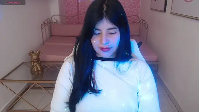 Snapshot of Nina_harpper_ chatting on January 8, 2026, 1:13 pm Nina harpper online show from January 8, 2026, 1:13 pm