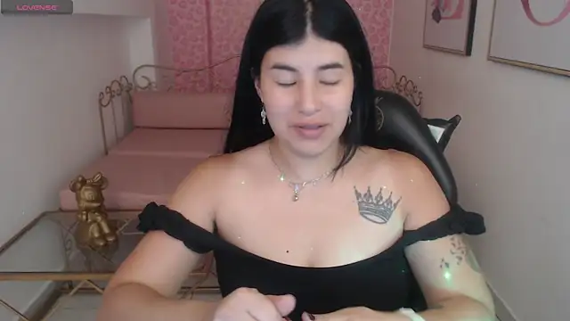 Snapshot of Nina_harpper_ chatting on January 9, 2026, 8:21 pm Nina harpper online show from January 9, 2026, 8:21 pm