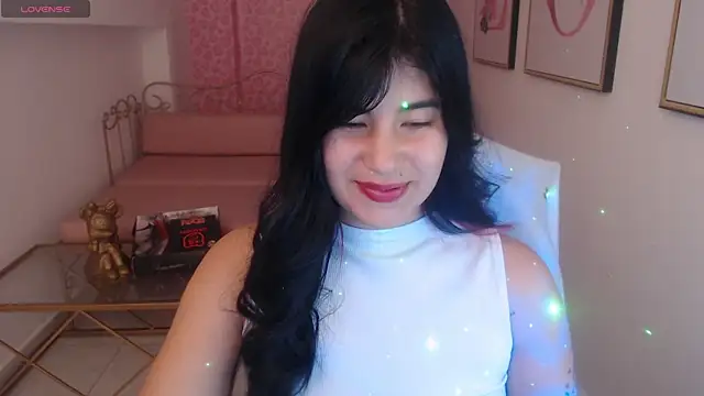 Snapshot of Nina_harpper_ chatting on February 17, 2026, 12:45 pm Nina harpper online show from February 17, 2026, 12:45 pm