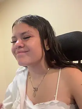 Camila Duarte2 online show from February 25, 2026, 2:05 pm