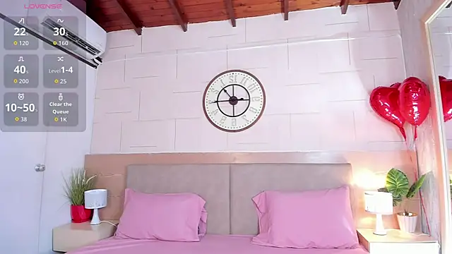 Lana kalix online show from February 12, 2026, 7:42 pm