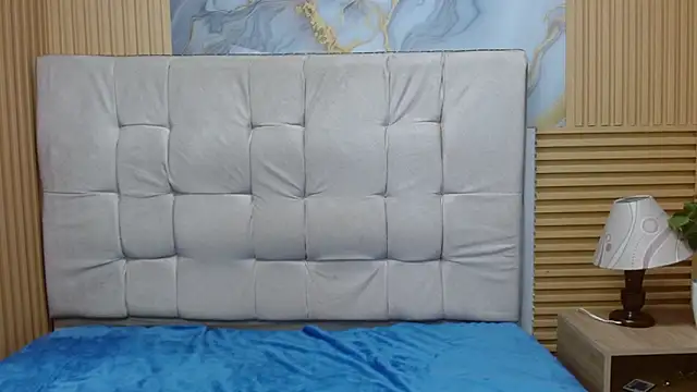 Snapshot of millyjones303av chatting on December 2, 2025, 5:30 pm millyjones303av online show from December 2, 2025, 5:30 pm