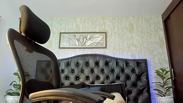 Lander Cruz online show from March 13, 2026, 9:10 pm