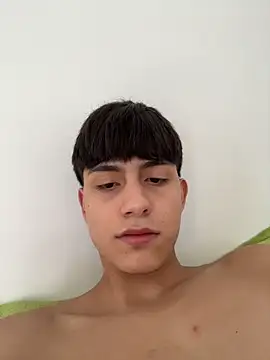 Lander Cruz online show from April 18, 2026, 7:07 pm