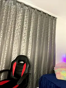 NATALIA EF online show from December 4, 2025, 12:25 pm