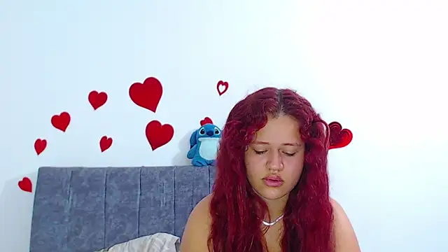 Snapshot of hottie_couplee chatting on June 27, 2026, 3:22 am hottie couplee online show from June 27, 2026, 3:22 am