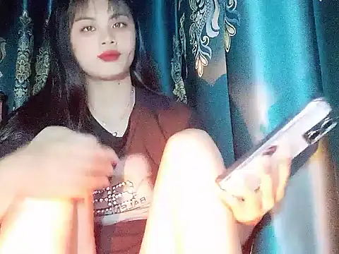 Nana569 online show from March 6, 2026, 9:33 pm