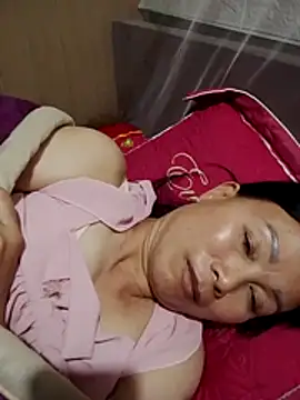 Lili-123k online show from February 15, 2026, 8:49 pm