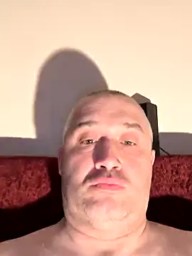 Snapshot of Olomoucak1982 chatting on April 30, 2026, 6:58 pm Olomoucak1982 online show from April 30, 2026, 6:58 pm