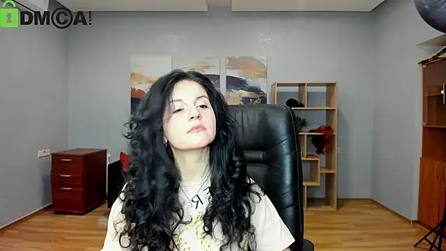 Amelia Hart online show from December 3, 2025, 6:54 am