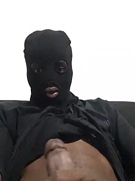 Snapshot of Pound5King chatting on April 3, 2026, 9:07 am Pound5King online show from April 3, 2026, 9:07 am