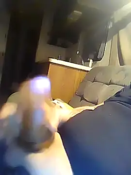 Biggggttteej online show from December 2, 2025, 7:47 am