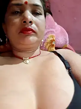 Snapshot of Your-shreya143 chatting on May 19, 2026, 11:11 pm Your-shreya143 online show from May 19, 2026, 11:11 pm