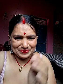 Snapshot of Your-shreya143 chatting on June 1, 2026, 10:28 am Your-shreya143 online show from June 1, 2026, 10:28 am