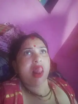 Your-shreya143 online show from July 23, 2026, 8:40 pm
