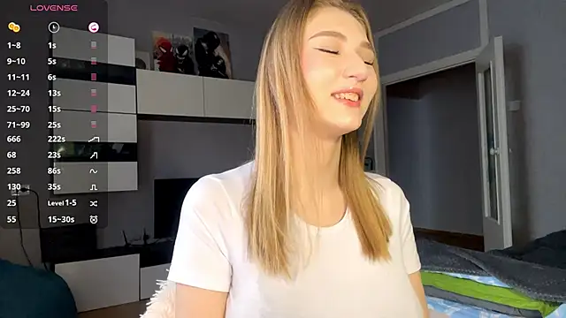 AveryBerkson online show from February 9, 2026, 3:32 am