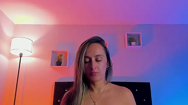 Victoria Rose  online show from February 3, 2026, 6:22 am