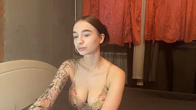 Snapshot of imChatty_Alice chatting on May 30, 2026, 1:25 am imChatty Alice online show from May 30, 2026, 1:25 am