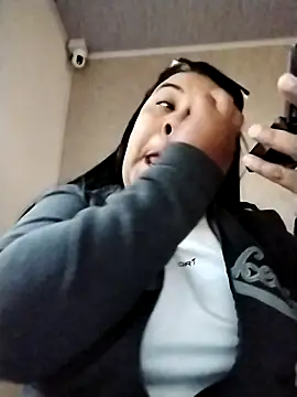 Carameloswing1 online show from December 14, 2025, 11:37 am