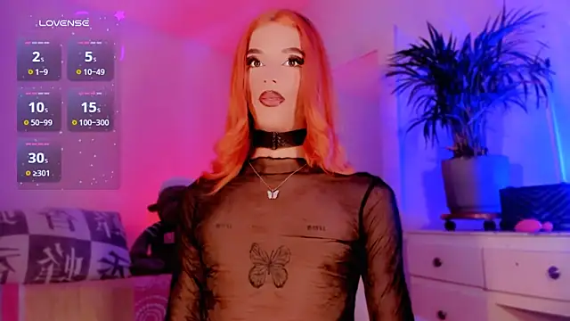 veronicarose  online show from December 22, 2025, 8:33 am