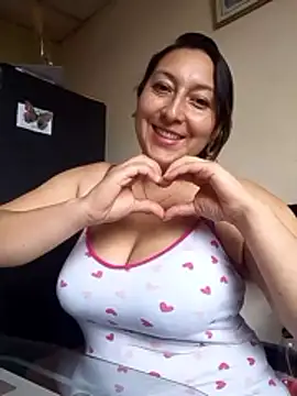 Valeria montana  online show from January 12, 2026, 4:45 pm