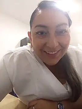 Valeria montana  online show from January 14, 2026, 12:44 pm