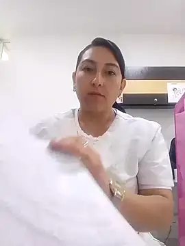 Snapshot of Valeria_montana_ chatting on June 2, 2026, 4:09 pm Valeria montana online show from June 2, 2026, 4:09 pm