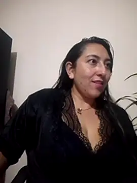 Snapshot of Valeria_montana_ chatting on June 18, 2026, 1:39 am Valeria montana online show from June 18, 2026, 1:39 am
