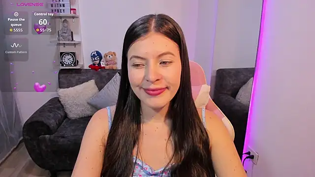 KatieCortes online show from January 13, 2026, 7:19 pm