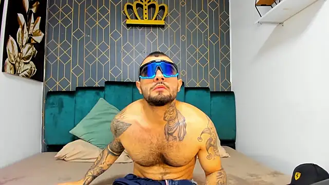 lucky smith1 online show from December 20, 2025, 5:53 pm