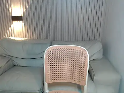 TheBoyAboveYou online show from December 5, 2025, 4:25 pm