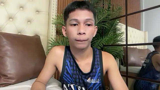 TheBoyAboveYou online show from August 4, 2026, 4:42 pm