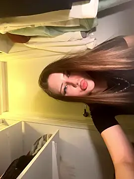 TanyaMoor online show from December 4, 2025, 4:16 pm