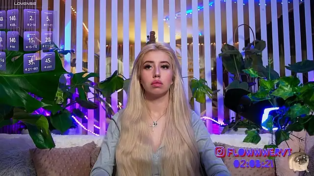 Snapshot of FlowweerGirl chatting on February 16, 2026, 6:37 pm FlowweerGirl online show from February 16, 2026, 6:37 pm