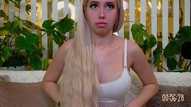 Snapshot of FlowweerGirl chatting on March 5, 2026, 12:45 pm FlowweerGirl online show from March 5, 2026, 12:45 pm