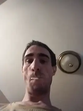 bigjohnson2914 online show from May 4, 2026, 3:08 pm