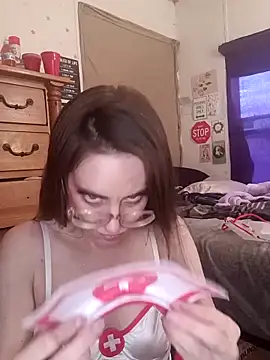 snowbird1117 online show from March 7, 2026, 2:36 pm