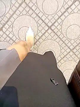 Baby-Linh online show from January 14, 2026, 4:07 am