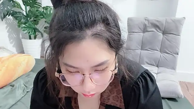 Snapshot of Ni-Ni_2K chatting on March 27, 2026, 11:21 am Ni-Ni 2K online show from March 27, 2026, 11:21 am