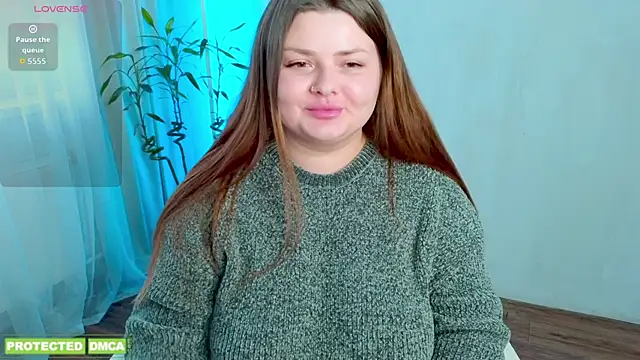 Snapshot of EvKamenskih chatting on April 12, 2026, 11:04 am EvKamenskih online show from April 12, 2026, 11:04 am