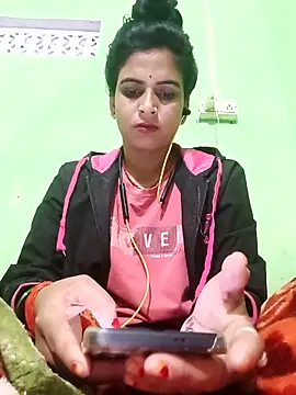 Snapshot of Big_soniya55A chatting on December 22, 2025, 3:47 am Big soniya55A online show from December 22, 2025, 3:47 am