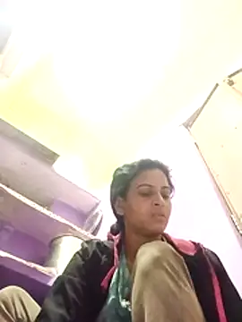 Snapshot of Big_soniya55A chatting on January 6, 2026, 5:33 am Big soniya55A online show from January 6, 2026, 5:33 am