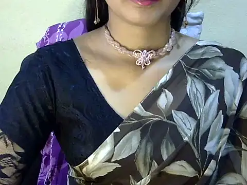 Snapshot of Shab_M chatting on June 29, 2026, 6:52 am Shab M online show from June 29, 2026, 6:52 am
