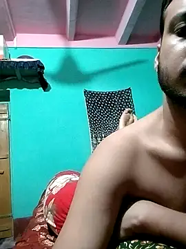 Snapshot of sexeyboy332 chatting on July 10, 2026, 1:32 am sexeyboy332 online show from July 10, 2026, 1:32 am
