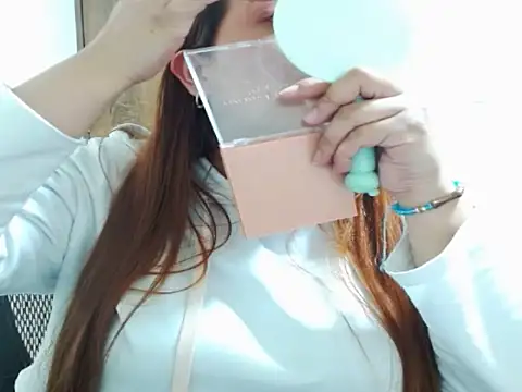 Ammy pearsn online show from December 15, 2025, 7:07 pm