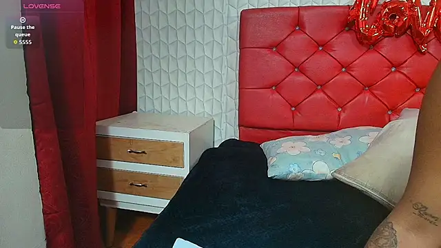 Elizabetth Roman online show from March 24, 2026, 8:03 pm