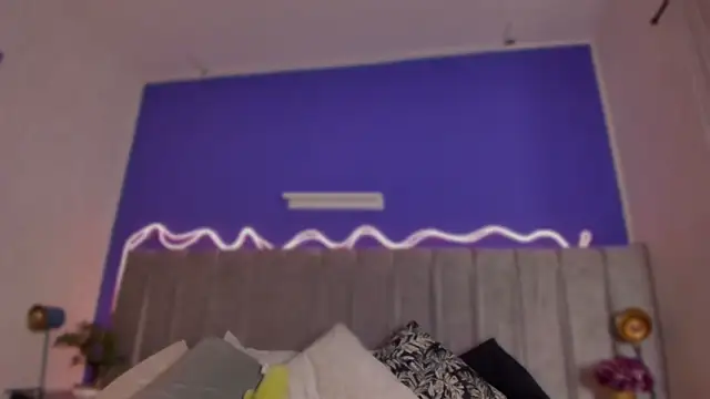 Aura sun online show from March 2, 2026, 11:50 am